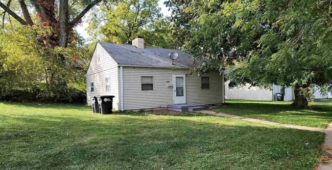 Photo - Rent your way to a brighter future!