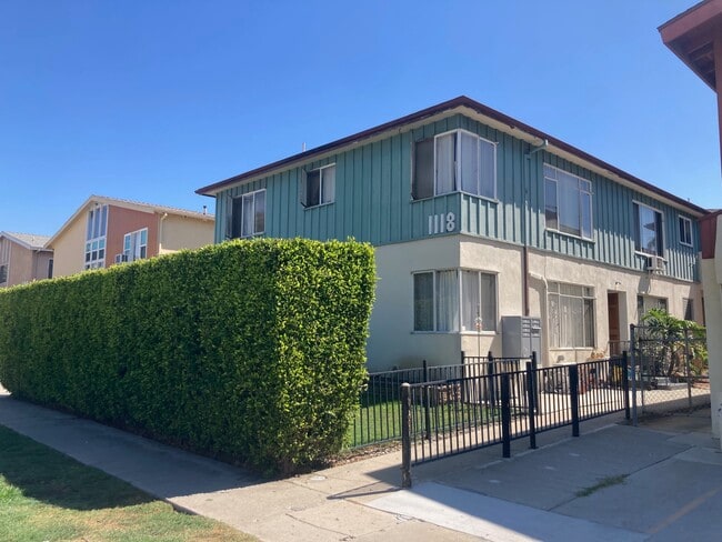1118 S Sherbourne Dr