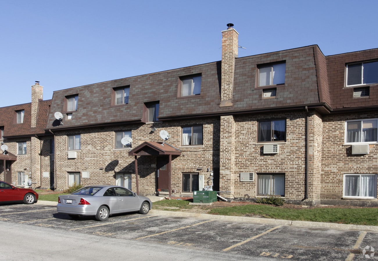 Photo - 515 W Dempster St Apartments