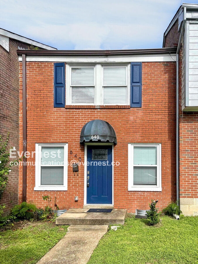 Photo - 640 N 5th St Townhome