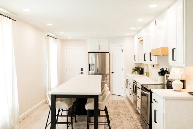 1104 Tuscarora Dr