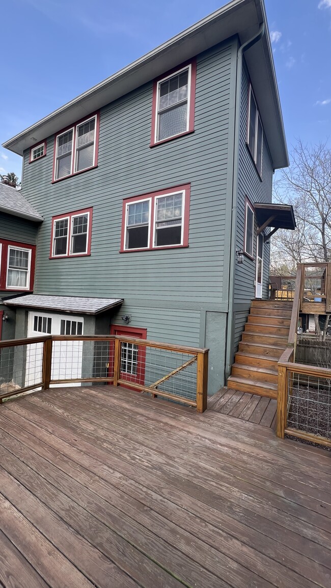 Photo - 113 Woodrow Ave Apartment Unit B