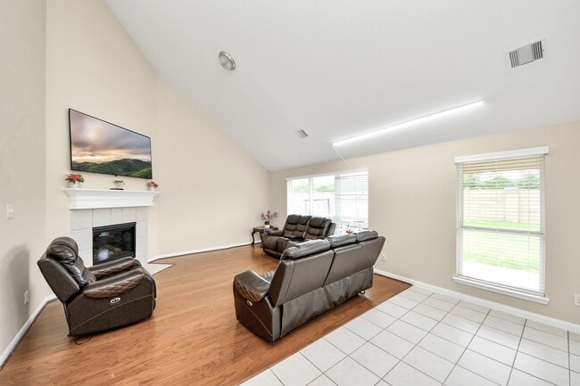 Building Photo - 15210 Paxton Landing Ln