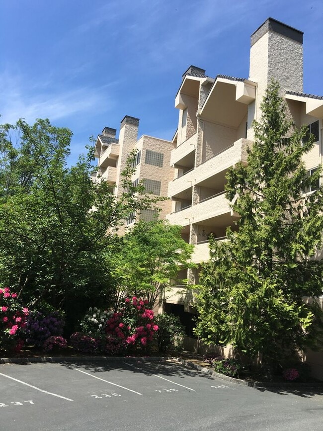 Building Photo - 5halb01 Unit 6685