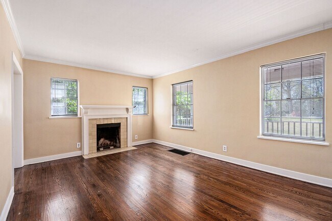 Photo - 4 bdrm, 2 bath home near Emory & CDC