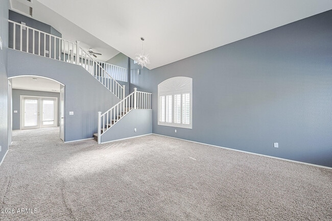 5245 N 125th Ave