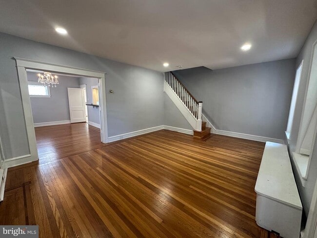 Photo - 816 W 22nd St