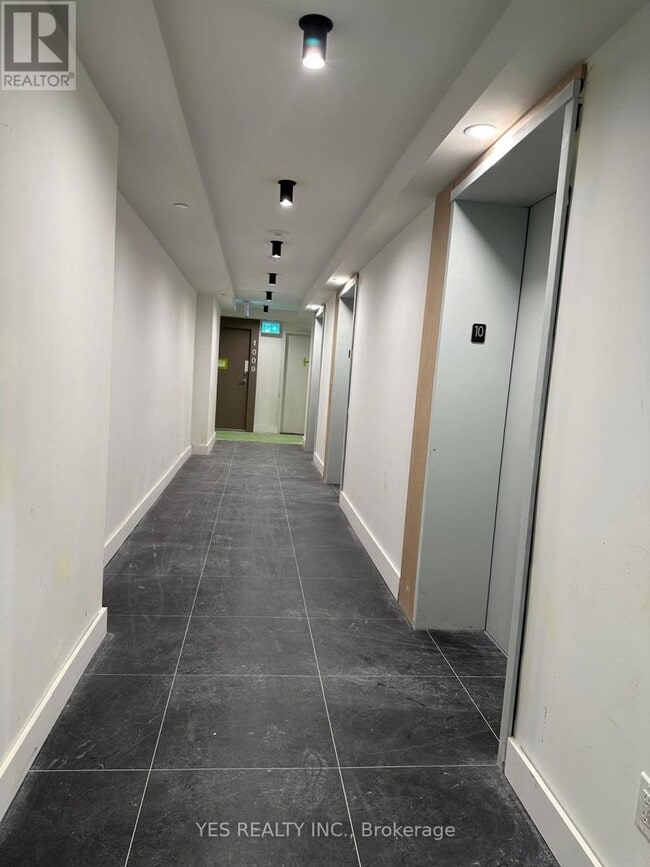 Photo - 1010 Sandy Beach Rd Unité 1001