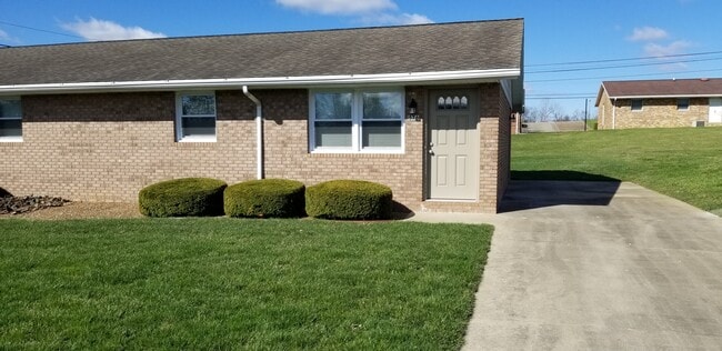Photo - 576 Sycamore Mnr Apartments Unit 576