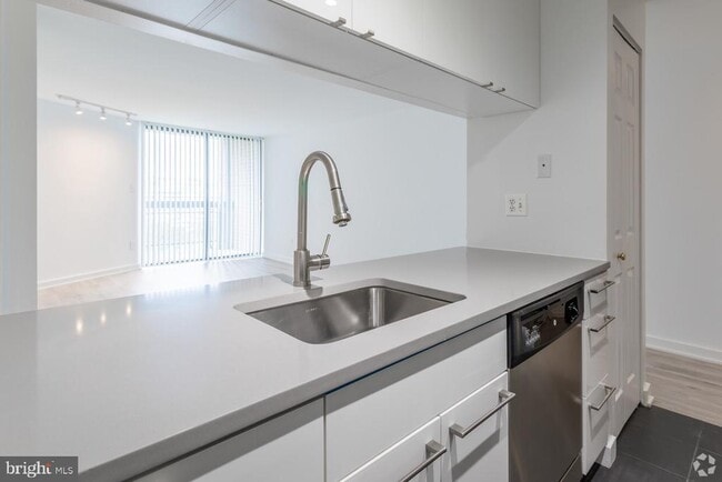 Photo - 601 24th St NW Unidad 301