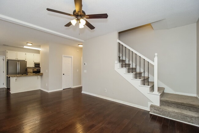 Photo - 40 Forest Point