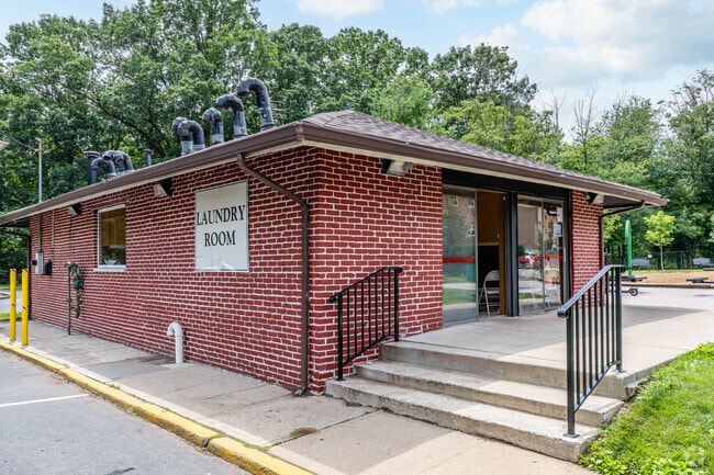 Laundry Building