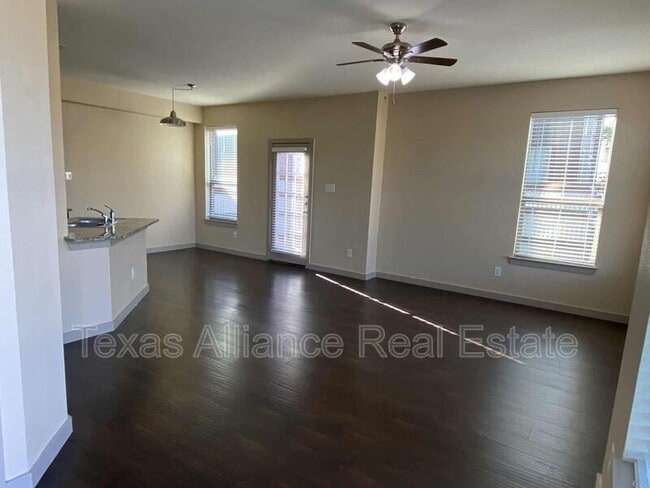Photo - 3625 Valley Vista Dr Unit 603