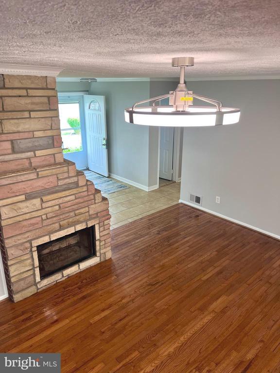 Photo - 5350 Ravensworth Rd