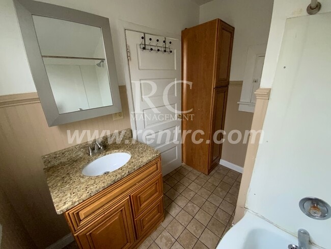 Photo - 411 Anderson-