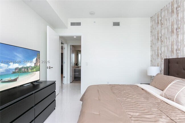 1080 Brickell Ave Unit 3803