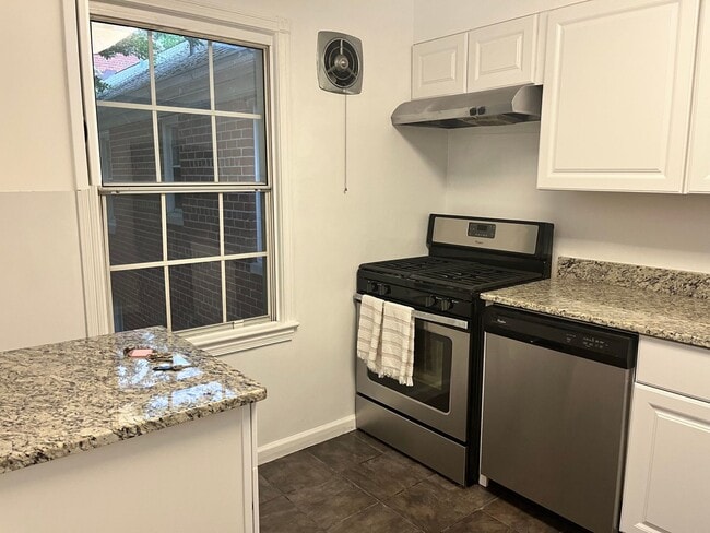 Photo - 6701 W Wakefield Dr