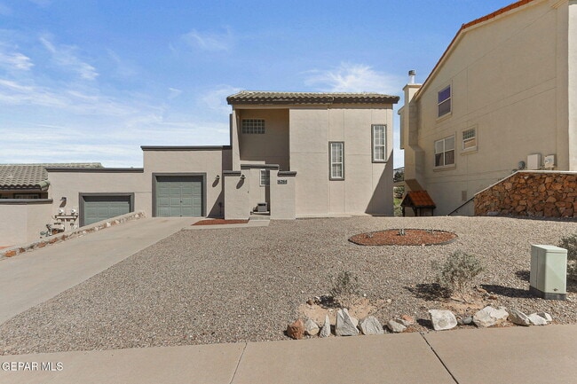 Building Photo - 6264 Escondido Dr Rental