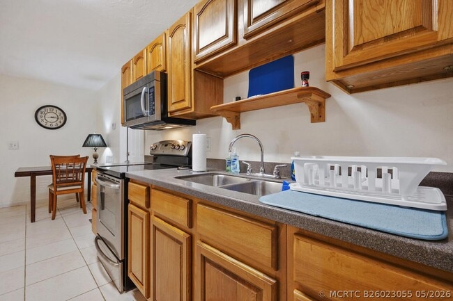 1718 Ridge Rd Unit 0