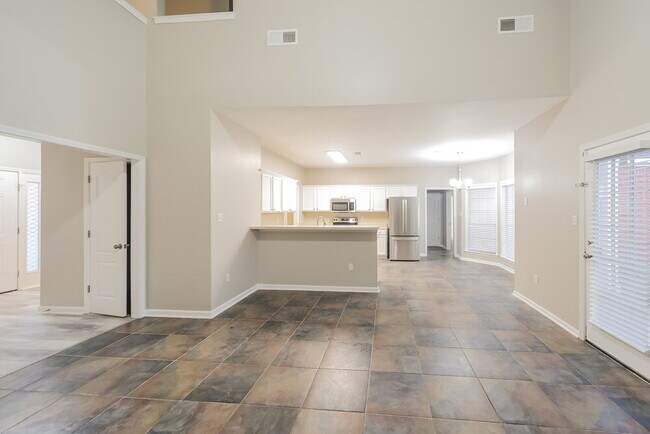 Photo - 5606 Southbend Ln