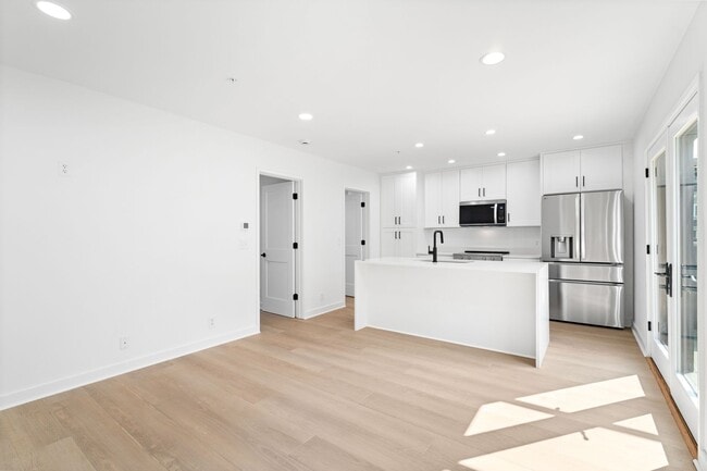 Photo - 1411 Chesapeake St Unit 1411-D
