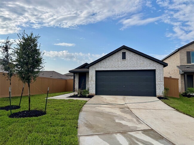 3044 Angelic Rose Ln