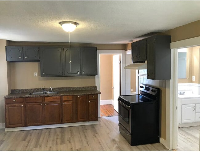 Photo - 3 Hanover St Unit Apt 2