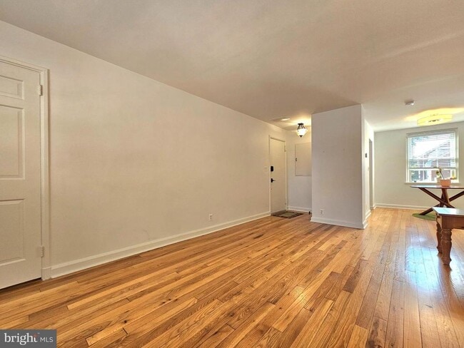Building Photo - 4218 35th St S Unit B2 Rental