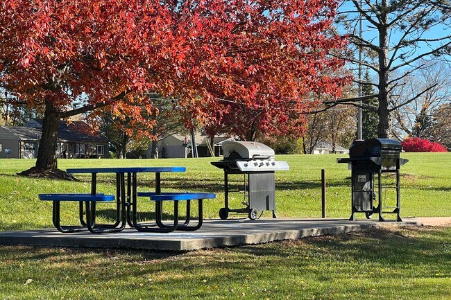 Greenlawn Arbors Apartments