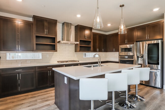 Photo - 11905 Montron Wy