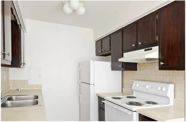 Photo - 3060 Kathe Ln