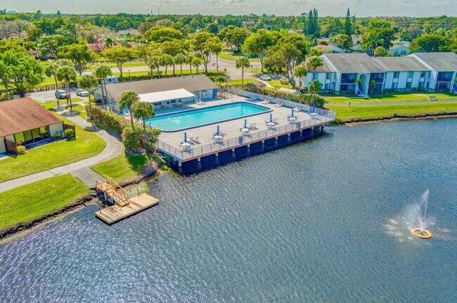 Photo - 1112 Green Pine Blvd Unit C1