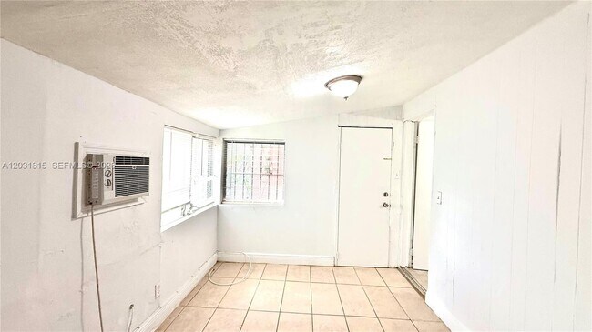 1878 NW 112th Terrace Unidad 1