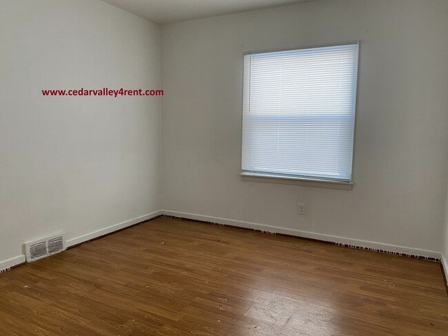 Photo - 531-535-535 Sherman Ave Unit 535 Sherman