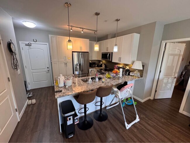 Photo - 6490 194 St Unit 6