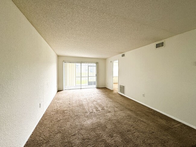 25100 Sandhill Blvd Unit 25100 Sandhill Blvd Bldg M Unit 104