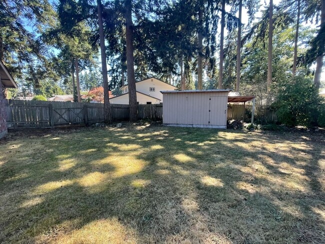 Photo - Spacious 3 Bedroom Home in Cul-de-sac! Pet Friendly!