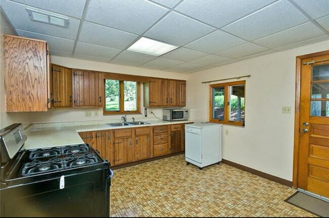 Photo - 5331 Old Logan Ferry Rd