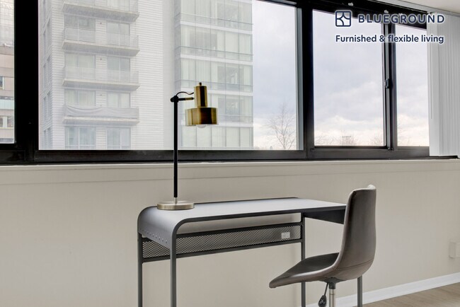 Photo - 10 Emerson Pl Unit FL4-ID499