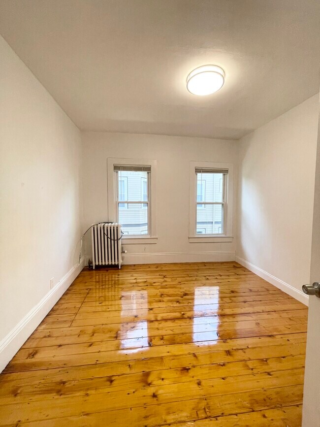 Photo - 105 Summer St Unit 3