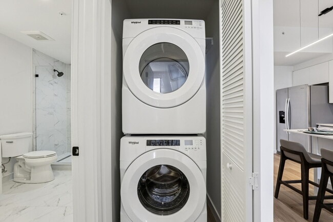 1BR, 1BA - 750SF - Washer & Dryer