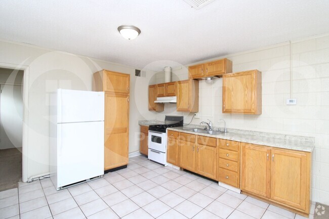 Building Photo - 16 1/2 South 81st Street Rental