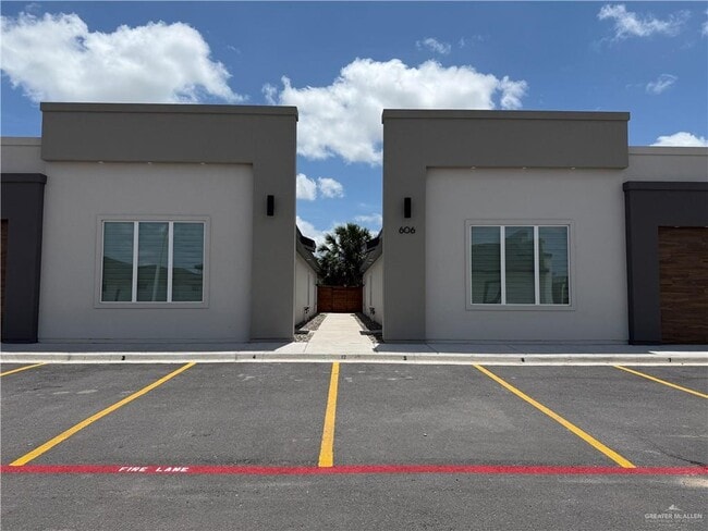 Photo - 1310 N Texas Blvd Unidad 3 Rental
