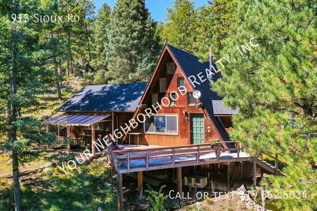 Building Photo - 913 Sioux Rd