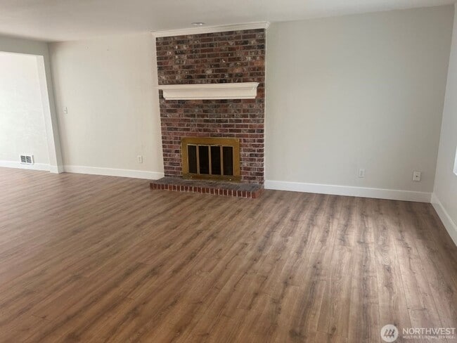 Photo - 14309 NE 7th Pl Unit 3
