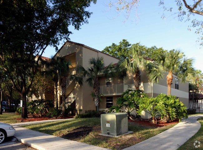 Photo - Courtyards Of Coral Springs