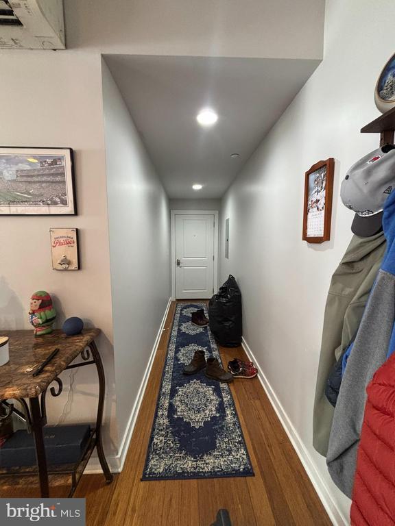 Photo - 3862 Lancaster Ave Unidad 201