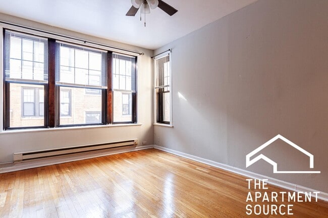 Photo - 721 W Barry Ave Unit 2