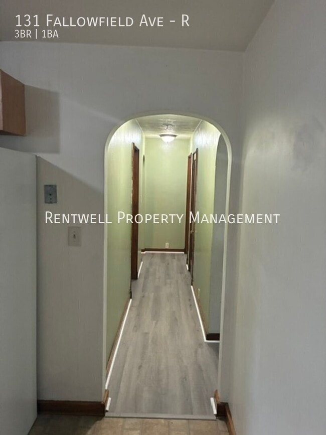 131 Fallowfield Ave