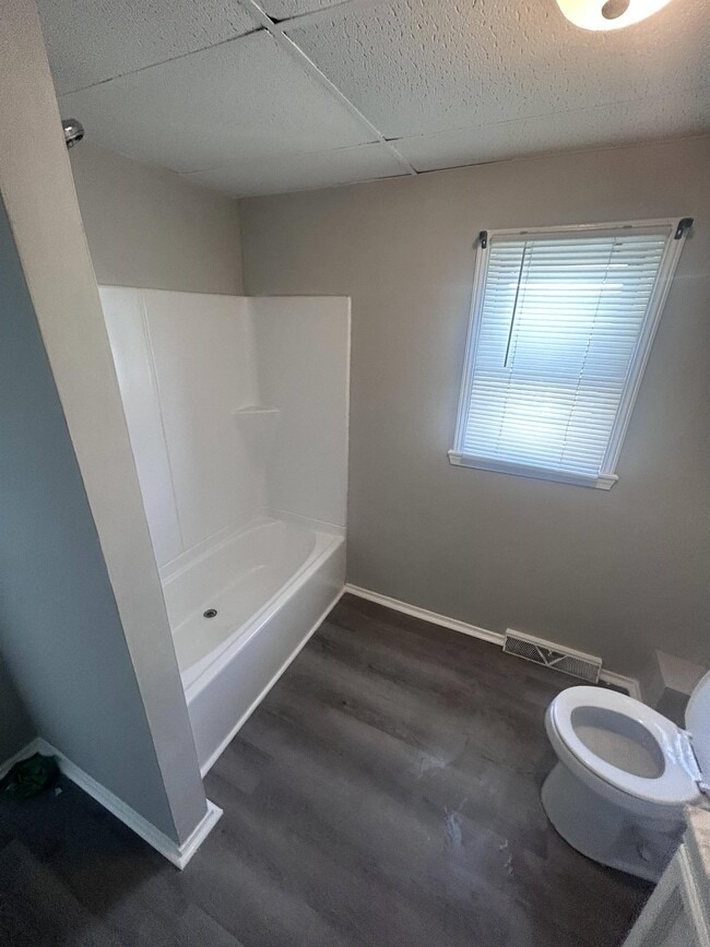 Photo - 1341 Green St